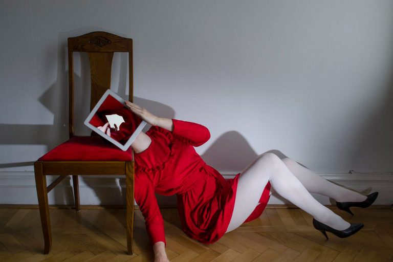 © Guy Bourdin