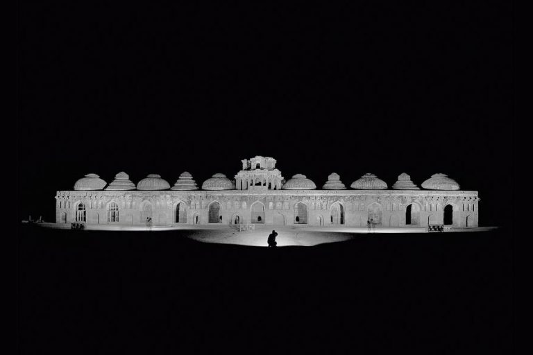 Image source: @aparchfestival